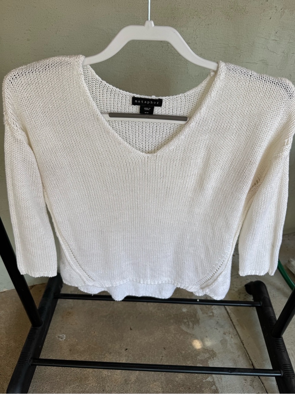 Metaphor Cream Open-Stitch V-Neck Knit Top